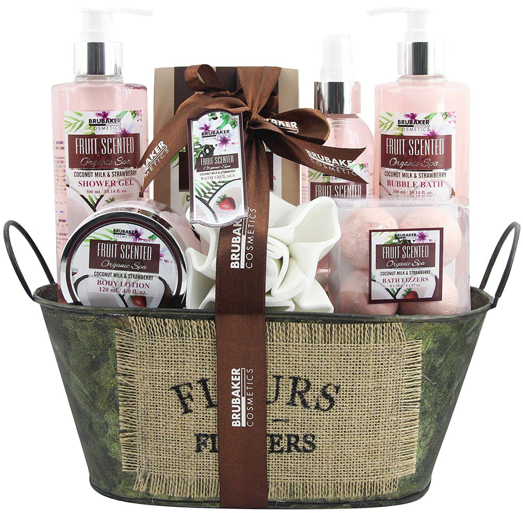 BRUBAKER Cosmetics 'Coconut Milk & Strawberry' 10-Pieces Bath Gift Set in Vintage Tub 17CF08