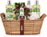 BRUBAKER Cosmetics Bath and Shower Set Aloe Vera - 11-Piece Gift Set in Wicker Basket